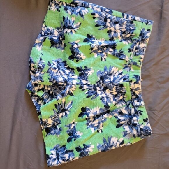 J Crew Green Twill Botanical Floral Shorts Sz 4 - Picture 4 of 6